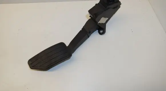 Subaru Outback (BT) Accelerator throttle pedal 36001AN02A