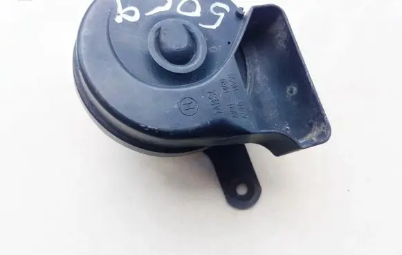 Mercedes-Benz E W211 Horn signal E30055307