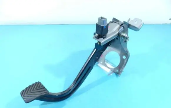 Hyundai i20 (GB IB) Pedal assembly 32800-C8100 IMPRK1297269