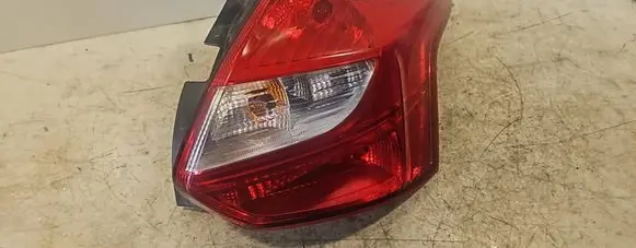 Ford Focus Rear/tail lights 03740