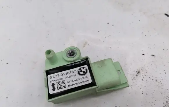 BMW 5 E60 E61 Airbag deployment crash/impact sensor 65779118167 9118167