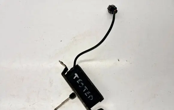 Volvo XC70 Headlight wiper motor 8620959 0390206219