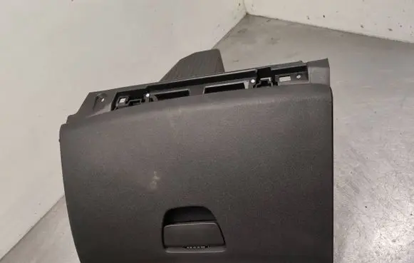 Peugeot 208 Glove box 9675888477 11118912 1L18889496