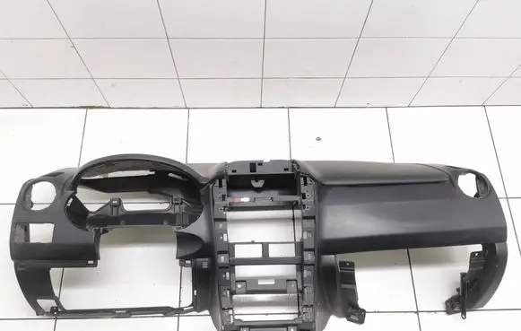 Suzuki Grand Vitara II Dashboard 7366164j00 7391065j10e