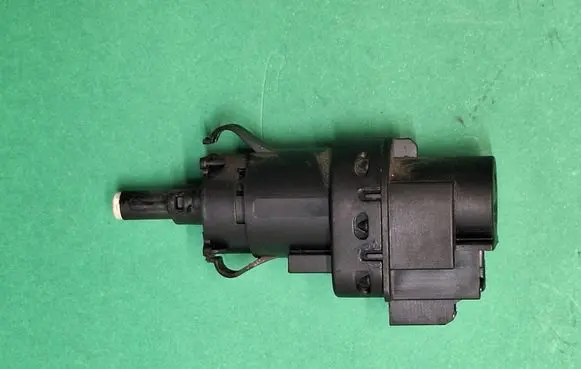 Brake pedal sensor switch