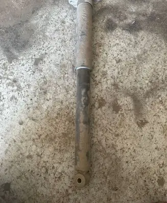 Rear shock absorber/damper