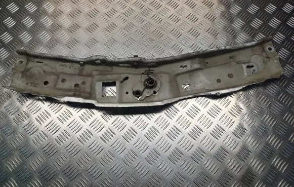 Top upper radiator support slam panel