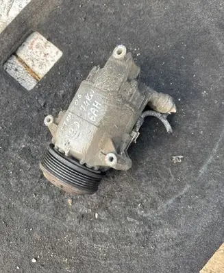 Opel Astra H Air conditioning (A/C) compressor (pump) 93190260