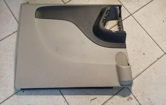 Chrysler Town & Country V Rear door card panel trim 1PE65BD1AB