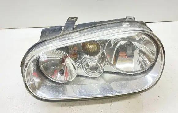 Volkswagen Golf IV Headlight/headlamp