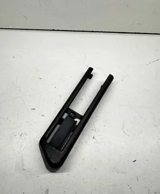 BMW 5 G30 G31 G38 Front driver seat rail trim 6981782 60829010 30E00702