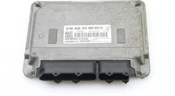Skoda Fabia Mk2 (5J) Engine control unit/module 03E906023Q