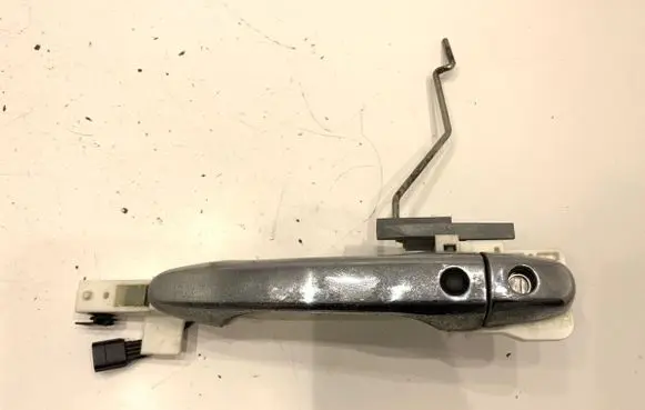 Honda CR-V Front door exterior handle