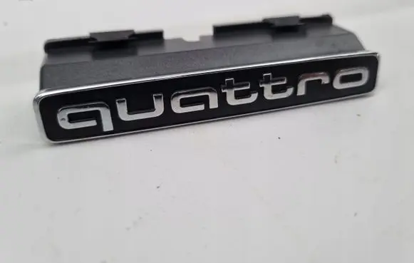 Audi Q3 8U Other badges/marks 8U0853736B