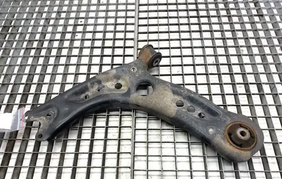 Skoda Octavia Mk3 (5E) Front control arm 5Q0407151T