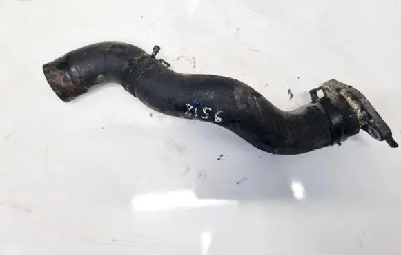 Nissan X-Trail T30 Engine coolant pipe/hose