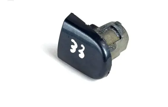 Volkswagen Golf IV Front door handle cover 3b4839167