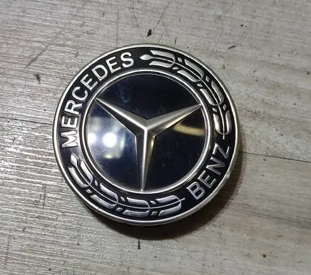 Mercedes-Benz A W177 Original wheel cap A2224002200