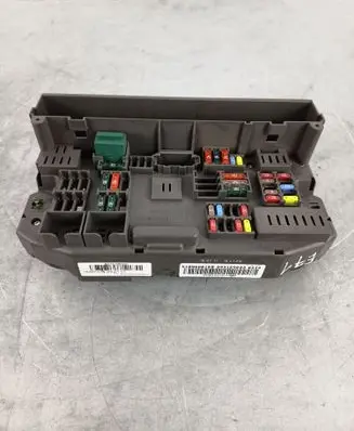 BMW X6 E71 Fuse module 518966010B 693169003