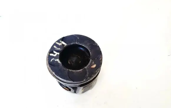 Opel Combo C Piston a930 0942