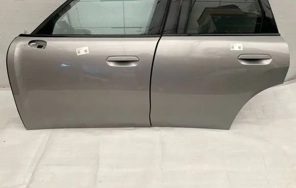 Mini Countryman U25 Front door C6B