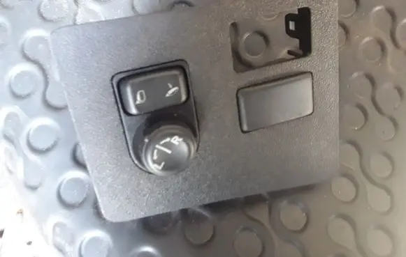 Nissan Qashqai Wing mirror switch 68485JD000