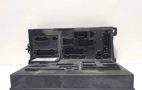 Mercedes-Benz E W211 Fuse module 2115453801