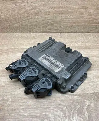Renault Scenic II - Grand scenic II Engine control unit/module ECU 8200391966 0281011549