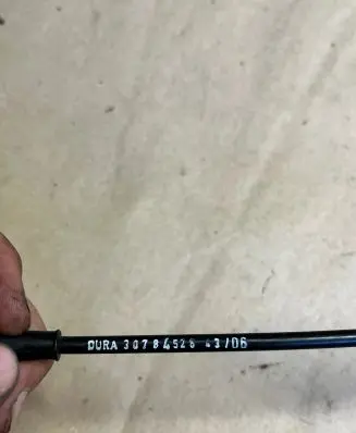 Volvo XC70 Rear door cable line 30784526