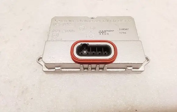 Mercedes-Benz E W211 Headlight ballast module Xenon 5DV00829000