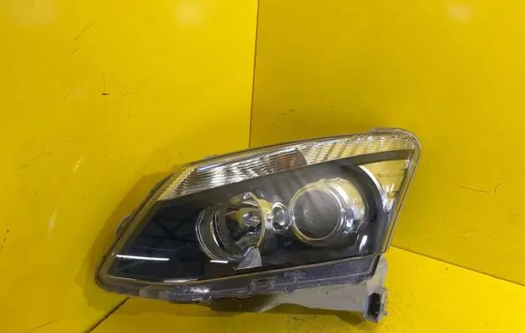 Isuzu D-Max Headlight/headlamp 4158