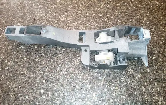 Rear door exterior handle/bracket