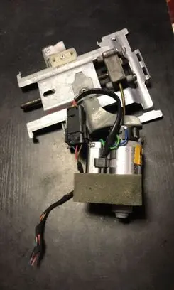 BMW 7 E38 Seat adjustment motor 8157399