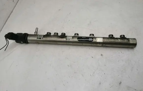 BMW 7 E65 E66 Fuel main line pipe 779249204 002112