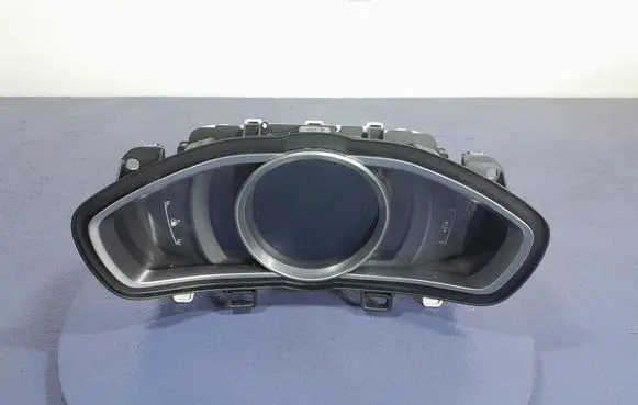 Volvo V40 Speedometer (instrument cluster) 31453048