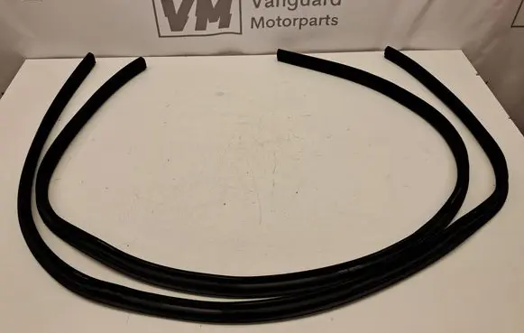 Mercedes-Benz E C207 W207 Front door rubber seal A2076920476 A2076920376