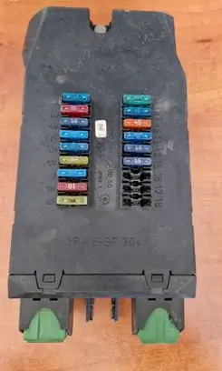 Mercedes-Benz Vito Viano W639 Fuse module 0005400650