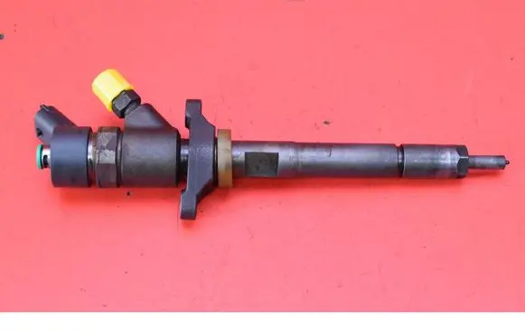 Volvo V50 Fuel injector 0445110188