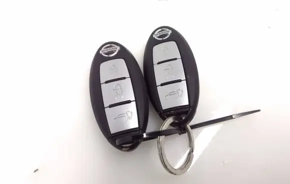 Nissan X-Trail T32 Ignition key/card 