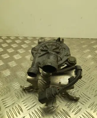 Porsche Panamera (970) Webasto circulation pump for autonomous heater 97060531402