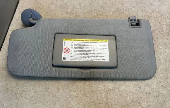 Chevrolet Orlando Sun visor 