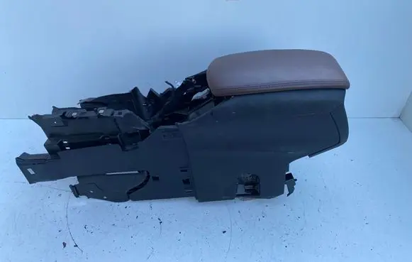 Citroen DS5 Center console 9672409080 9677721280A