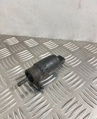 Skoda Octavia Mk2 (1Z) Windscreen/windshield washer pump 1K5955651