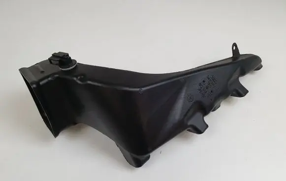 Audi A4 S4 B8 8K Cabin air duct channel 8K2819151A