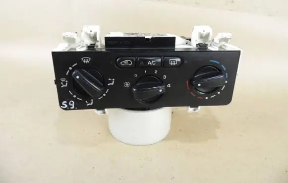 Citroen C3 Climate control unit F664480V 8931A002