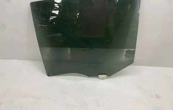 Mazda CX-5 Rear door window glass E643r003021