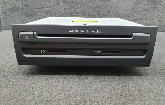 Audi A8 S8 D4 4H CD/DVD changer 4H0035666C