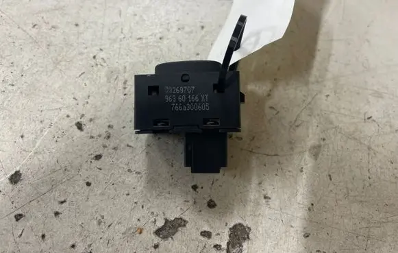 Peugeot 407 Electric window control switch 96360166XT 766A300605 93269707