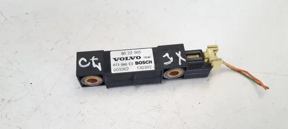 Volvo XC70 Airbag deployment crash/impact sensor 8622365 130302 003362