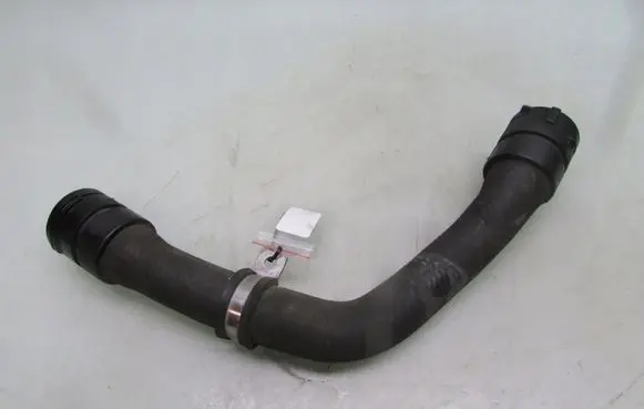 Infiniti Q30 Engine coolant pipe/hose